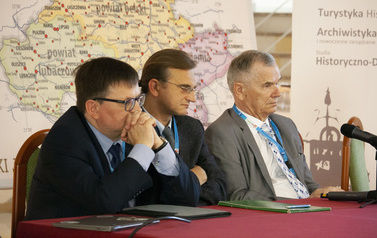 OG&Oacute;LNOPOLSKA KONFERENCJA NAUKOWA pt. "Wojew&oacute;dztwo bełskie (1462-1772); społeczeństwo,  gospodarka, kultura" 33