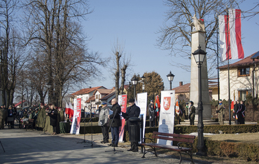 Wystąpienie historyczne