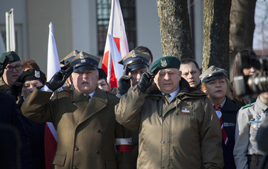 Odśpiewanie hymnu narodowego