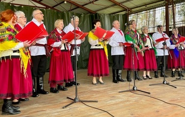 Występ Zespołu Ziemi Narolskiej